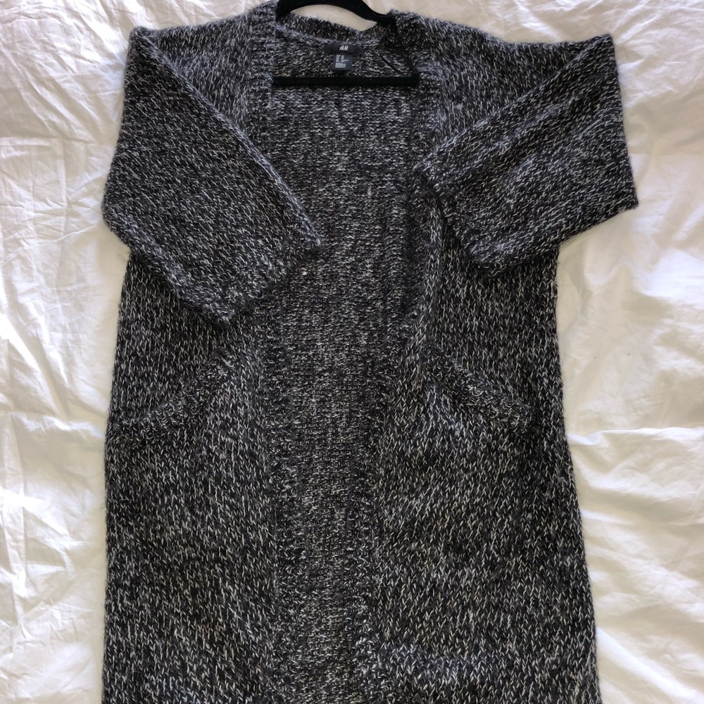 H&M- XS Cardigan S/S: BLACK, Grey & White-NWOT